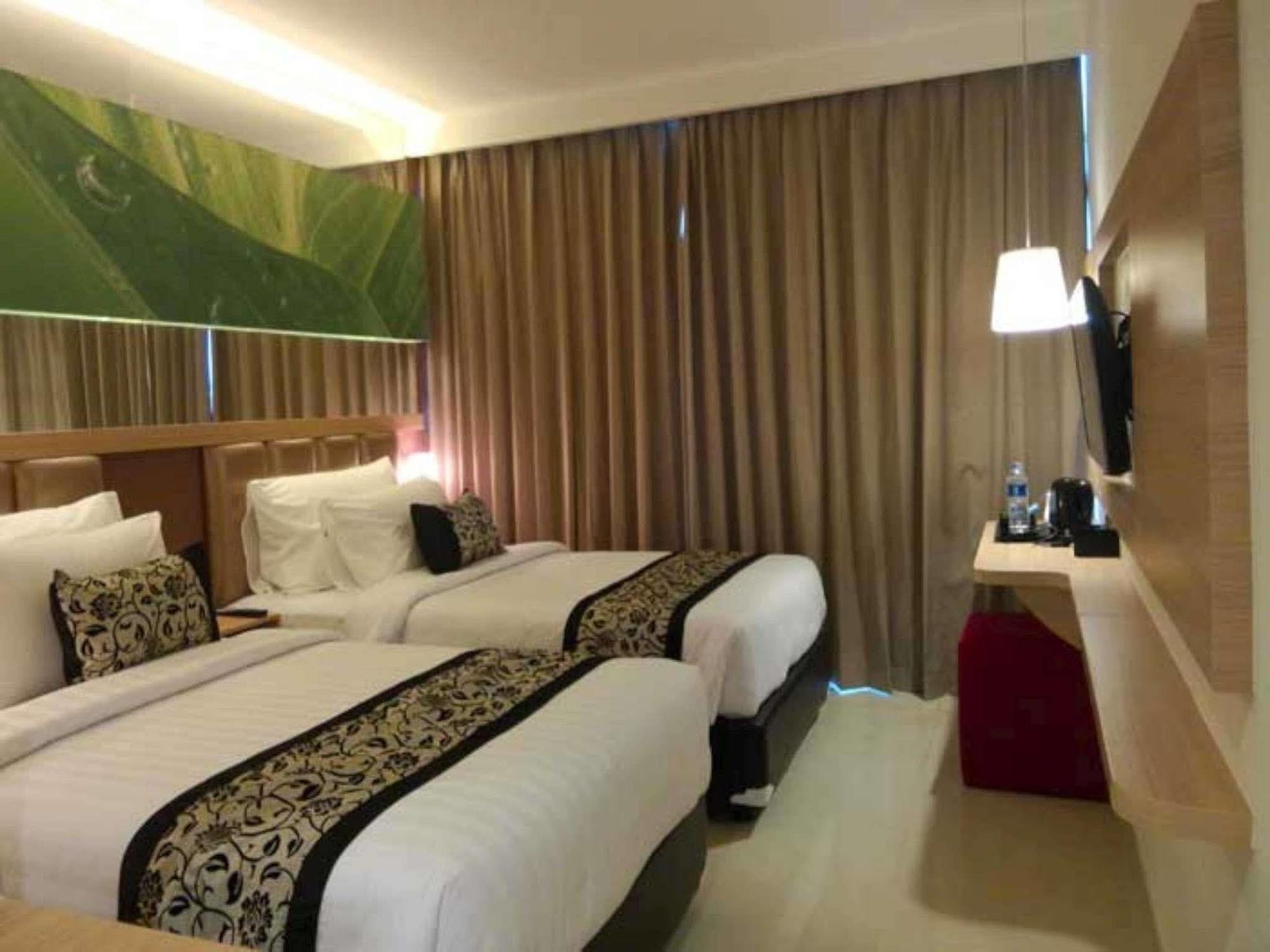 Agria Hotel Bogor Exterior foto